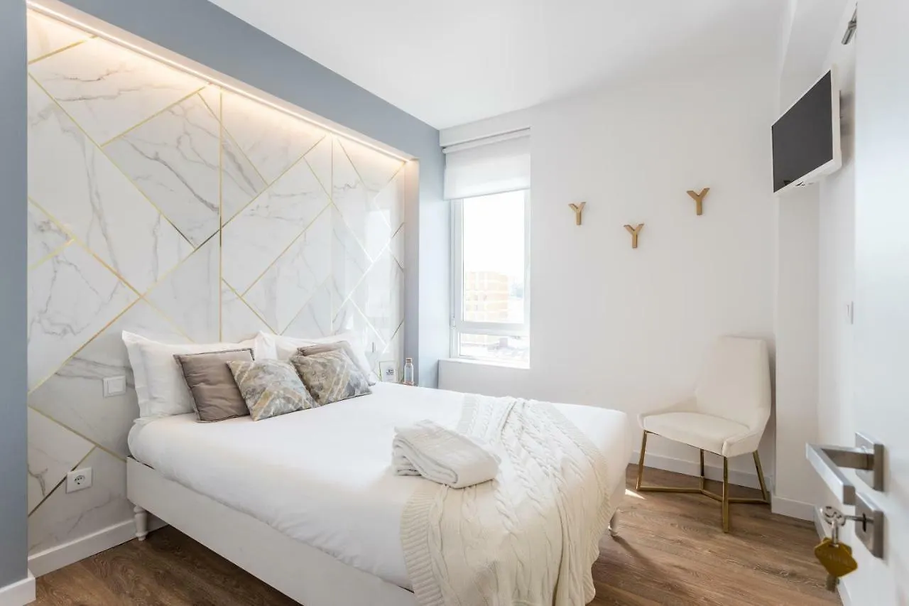 Lisbon Airport Suites